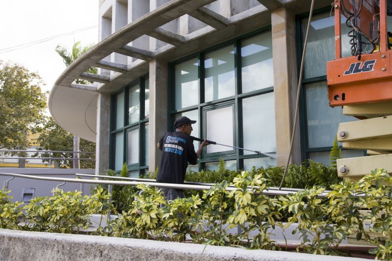 Clean Building Surface